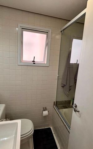Apartamento à venda com 71m², 2 quartos e 2 vagas Apartamento à venda com 71m², 2 quartos e 2 vagasBanheiro social