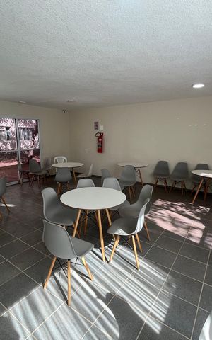 Apartamento à venda com 55m², 2 quartos e sem vaga Apartamento à venda com 55m², 2 quartos e sem vagaÁrea comum - Salão de festas