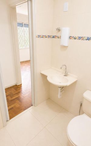 Apartamento à venda com 80m², 4 quartos e sem vaga Apartamento à venda com 80m², 4 quartos e sem vagaBanheiro