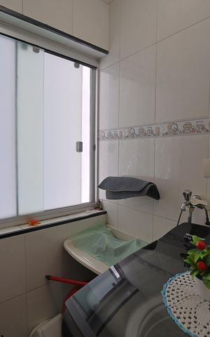Apartamento à venda com 78m², 2 quartos e 1 vagaÁrea de Serviço