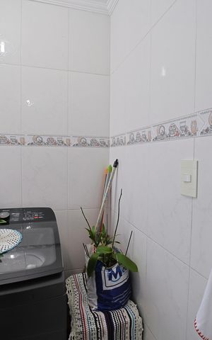 Apartamento à venda com 78m², 2 quartos e 1 vagaÁrea de Serviço
