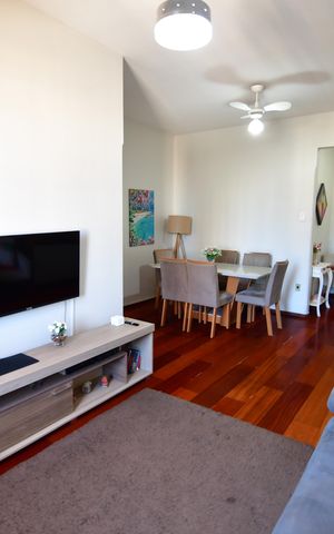 Apartamento à venda com 140m², 4 quartos e sem vagaSala