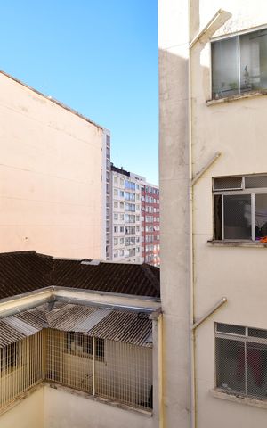 Apartamento à venda com 140m², 4 quartos e sem vagaÁrea de Serviço - Vista