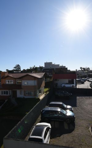 Casa de condomínio para alugar com 190m², 3 quartos e 4 vagasÁtico