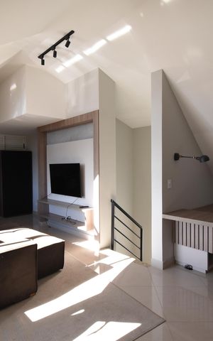 Casa de condomínio para alugar com 190m², 3 quartos e 4 vagasÁtico
