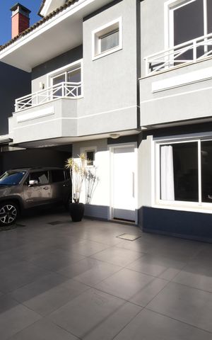 Casa de condomínio para alugar com 190m², 3 quartos e 4 vagasÁrea externa