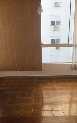 Apartamento para alugar com 122m², 2 quartos e 1 vagaSacada