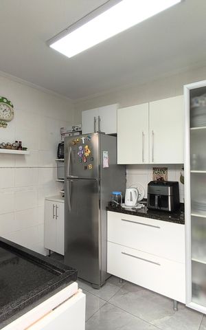 Casa de condomínio à venda com 162m², 3 quartos e 2 vagas Casa de condomínio à venda com 162m², 3 quartos e 2 vagasCozinha
