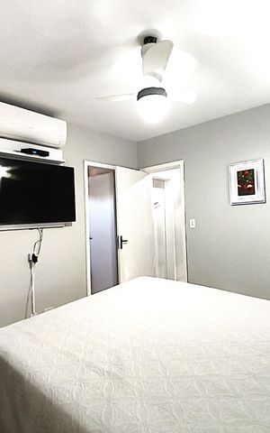 Casa de condomínio à venda com 162m², 3 quartos e 2 vagas Casa de condomínio à venda com 162m², 3 quartos e 2 vagasQuarto 2