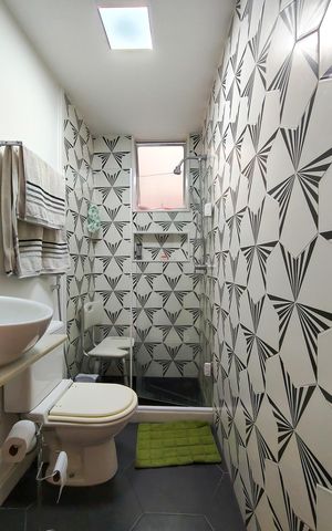 Apartamento para alugar com 84m², 2 quartos e sem vaga Apartamento para alugar com 84m², 2 quartos e sem vagaBanheiro da Suíte