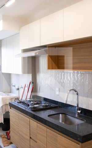 Apartamento à venda com 71m², 3 quartos e 1 vaga Apartamento à venda com 71m², 3 quartos e 1 vagaCozinha e Área de Serviço