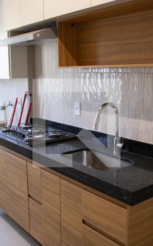 Apartamento à venda com 71m², 3 quartos e 1 vaga Apartamento à venda com 71m², 3 quartos e 1 vagaCozinha e Área de Serviço