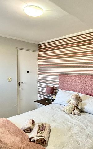 Casa à venda com 390m², 4 quartos e 1 vaga Casa à venda com 390m², 4 quartos e 1 vagaQuarto suíte 2