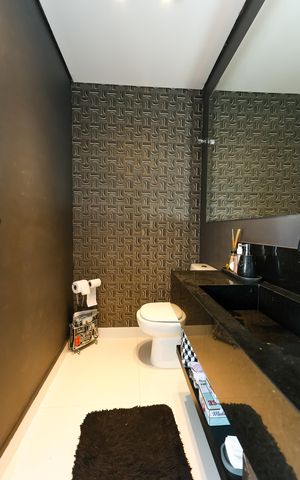 Apartamento à venda com 142m², 3 quartos e 4 vagas Apartamento à venda com 142m², 3 quartos e 4 vagasLavabo