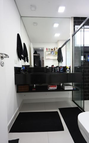 Apartamento à venda com 142m², 3 quartos e 4 vagas Apartamento à venda com 142m², 3 quartos e 4 vagasBanheiro da Suíte 3