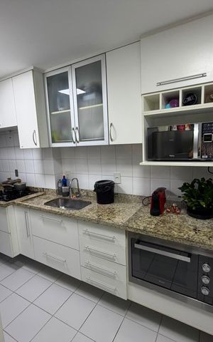 Casa para alugar com 370m², 3 quartos e 1 vaga Casa para alugar com 370m², 3 quartos e 1 vagaCozinha