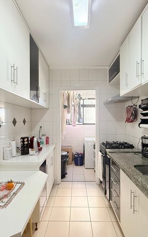 Apartamento à venda com 64m², 2 quartos e 1 vaga Apartamento à venda com 64m², 2 quartos e 1 vagaCozinha