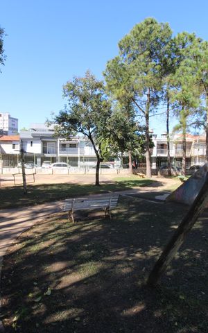 Casa de condomínio à venda com 175m², 3 quartos e 1 vagaÁrea comum