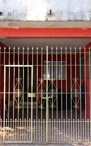 Casa de condomínio à venda com 175m², 3 quartos e 1 vagaFachada