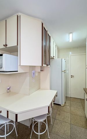 Apartamento para alugar com 96m², 3 quartos e 2 vagasCozinha e Área de Serviço