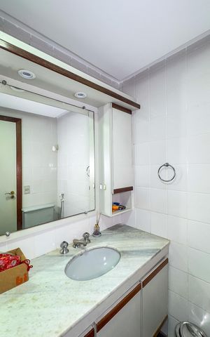 Apartamento para alugar com 96m², 3 quartos e 2 vagasBanheiro
