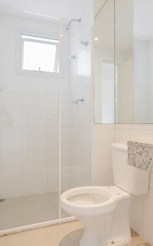 Apartamento à venda com 70m², 2 quartos e 1 vaga Apartamento à venda com 70m², 2 quartos e 1 vagaBanheiro da Suíte