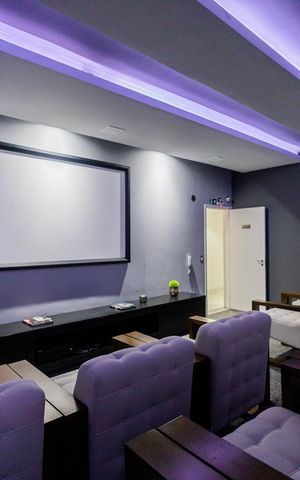Apartamento à venda com 70m², 2 quartos e 1 vagaCinema
