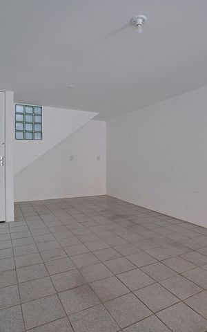 Casa à venda com 200m², 4 quartos e 3 vagasGaragem