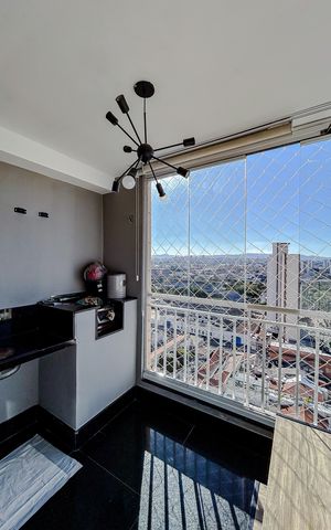 Apartamento à venda com 72m², 3 quartos e 2 vagasVaranda