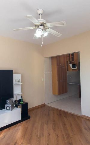 Casa para alugar com 60m², 2 quartos e sem vaga Casa para alugar com 60m², 2 quartos e sem vagaSala