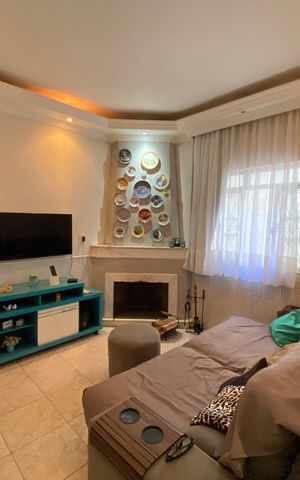 Casa à venda com 178m², 3 quartos e 1 vaga