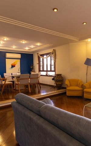 Casa de condomínio para alugar com 360m², 5 quartos e 5 vagas Casa de condomínio para alugar com 360m², 5 quartos e 5 vagasSalas 1 e 2