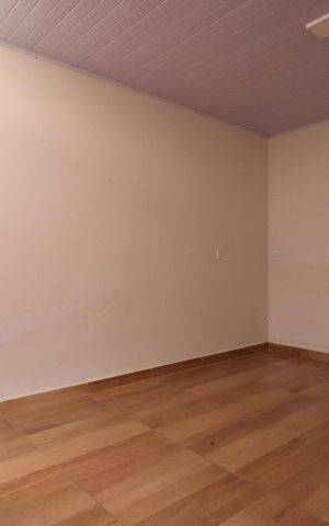Casa para alugar com 50m², 1 quarto e 1 vagaQuarto