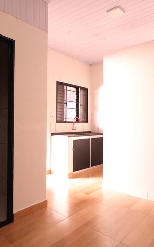 Casa para alugar com 50m², 1 quarto e 1 vagaSala