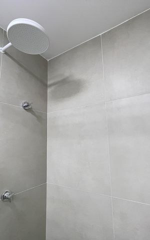 Studio para alugar com 25m², 1 quarto e sem vaga Studio para alugar com 25m², 1 quarto e sem vagaBanheiro