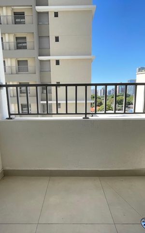 Studio para alugar com 25m², 1 quarto e sem vaga Studio para alugar com 25m², 1 quarto e sem vagaVaranda