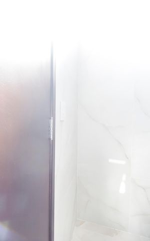 Apartamento à venda com 72m², 3 quartos e 2 vagas Apartamento à venda com 72m², 3 quartos e 2 vagasBanheiro da Suíte