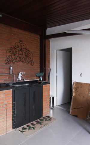 Casa à venda com 305m², 5 quartos e 2 vagas