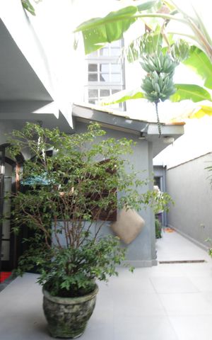 Casa à venda com 305m², 5 quartos e 2 vagas