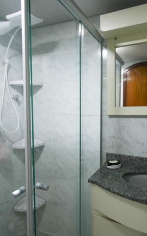 Casa à venda com 305m², 5 quartos e 2 vagas