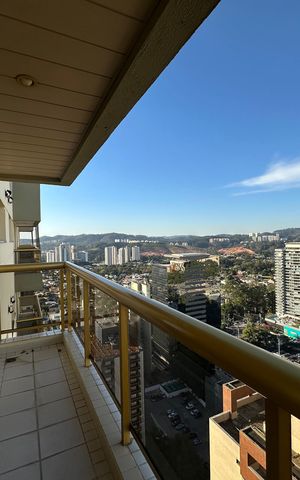 Apartamento à venda com 107m², 3 quartos e 2 vagas Apartamento à venda com 107m², 3 quartos e 2 vagasVaranda da Sala
