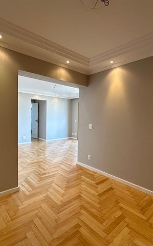 Apartamento à venda com 107m², 3 quartos e 2 vagas Apartamento à venda com 107m², 3 quartos e 2 vagasSala de Jantar