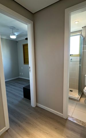 Apartamento à venda com 107m², 3 quartos e 2 vagas Apartamento à venda com 107m², 3 quartos e 2 vagasHall social