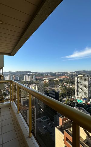 Apartamento à venda com 107m², 3 quartos e 2 vagas Apartamento à venda com 107m², 3 quartos e 2 vagasVaranda da Sala