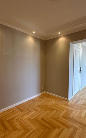 Apartamento à venda com 107m², 3 quartos e 2 vagas Apartamento à venda com 107m², 3 quartos e 2 vagasSala de Jantar