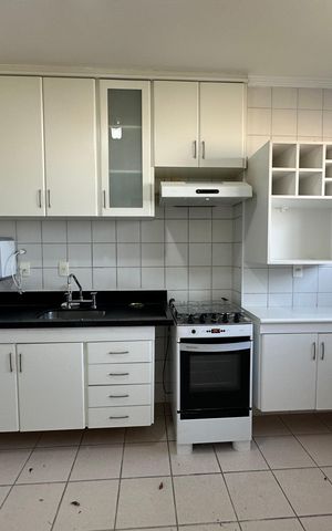 Apartamento à venda com 107m², 3 quartos e 2 vagas Apartamento à venda com 107m², 3 quartos e 2 vagasCozinha
