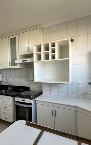 Apartamento à venda com 107m², 3 quartos e 2 vagas Apartamento à venda com 107m², 3 quartos e 2 vagasCozinha