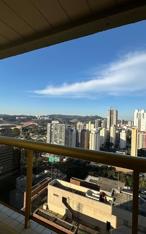 Apartamento à venda com 107m², 3 quartos e 2 vagas Apartamento à venda com 107m², 3 quartos e 2 vagasVaranda da Sala