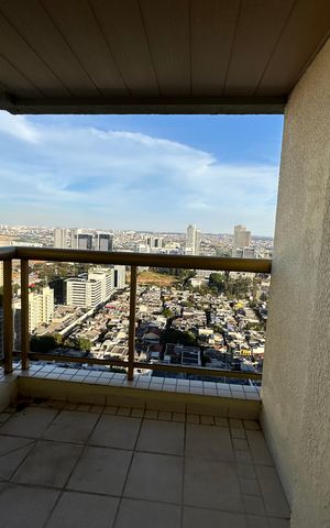 Apartamento à venda com 107m², 3 quartos e 2 vagas Apartamento à venda com 107m², 3 quartos e 2 vagasVaranda