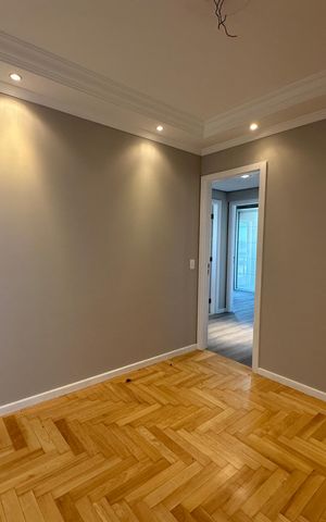Apartamento à venda com 107m², 3 quartos e 2 vagas Apartamento à venda com 107m², 3 quartos e 2 vagasSala de Jantar